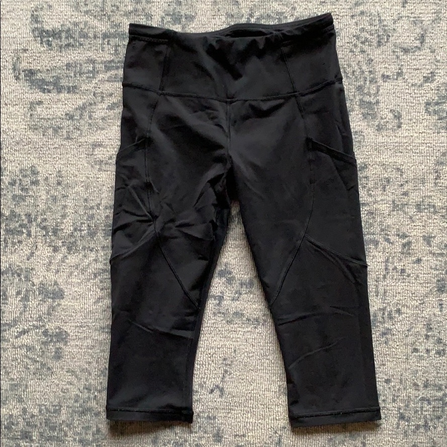 Lululemon Cropped Pants